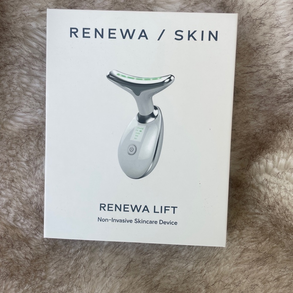 RenewaLift Face Neck Sculpting Tool Beauty Device Gentle Vibration Skincare